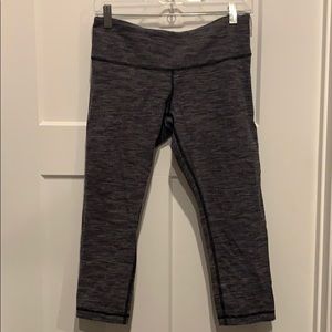 Lululemon crops